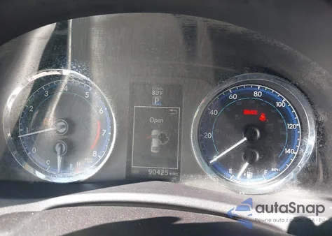 2018 Toyota Corolla Se из США, поврежденный, VIN 2T1BURHE2JC058619